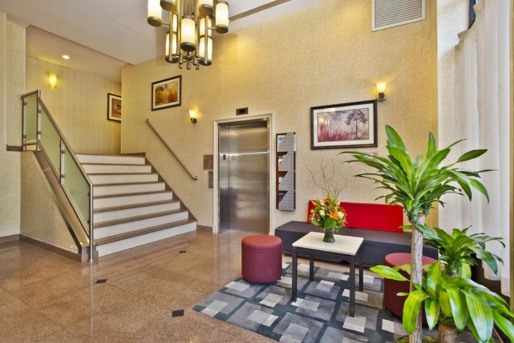 Best Western PLUS Arena Hotel